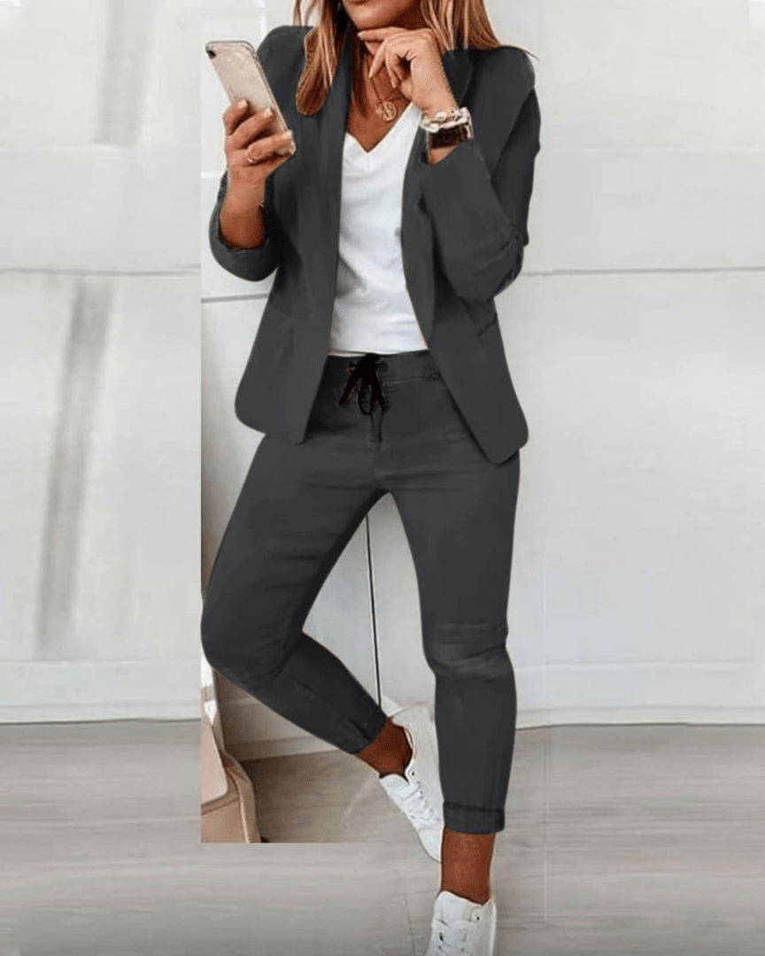 Clara | Ensemble Blazer Décontracté et Jogging Tapered pour Femmes 5