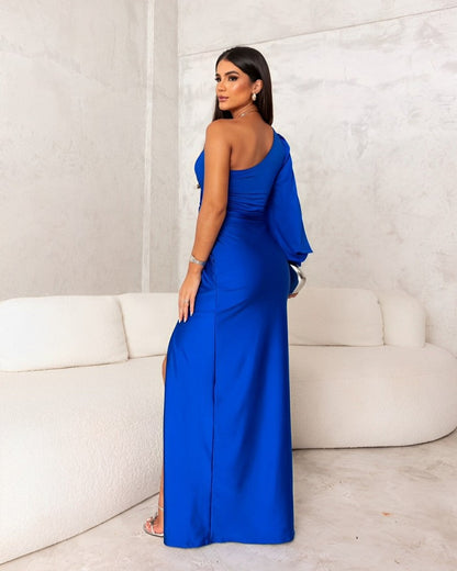 Clara | Robe Élégante à Épaule Dénudée pour Femmes avec Fente Latérale 6