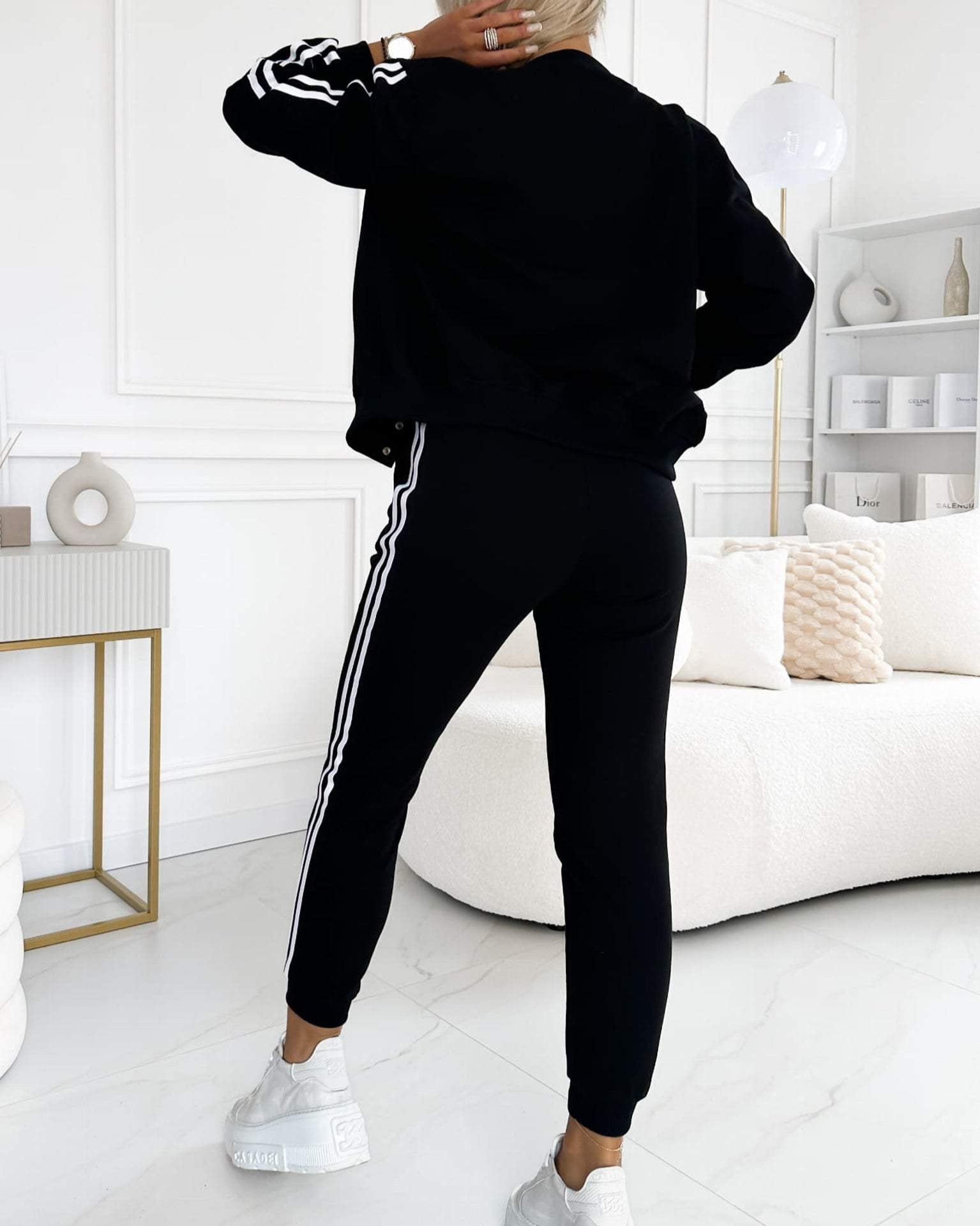 Sophie | Ensemble Sportif à Rayures avec Veste et Jogging pour Femmes 6