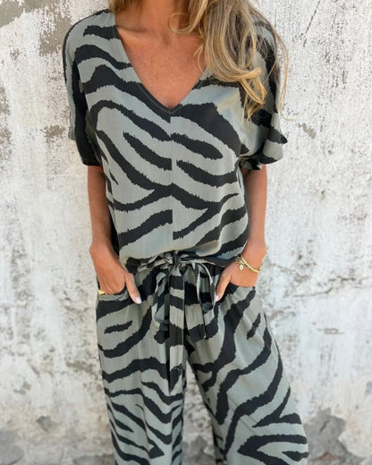 Zélie | Ensemble Deux-Pièces Imprimé Zèbre Audacieux pour Femmes 2