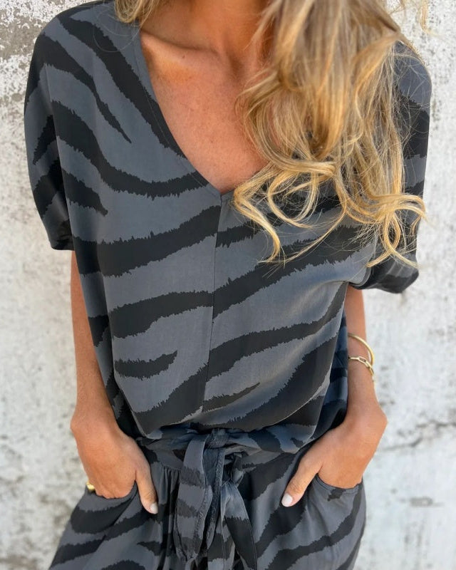 Zélie | Ensemble Deux-Pièces Imprimé Zèbre Audacieux pour Femmes 4